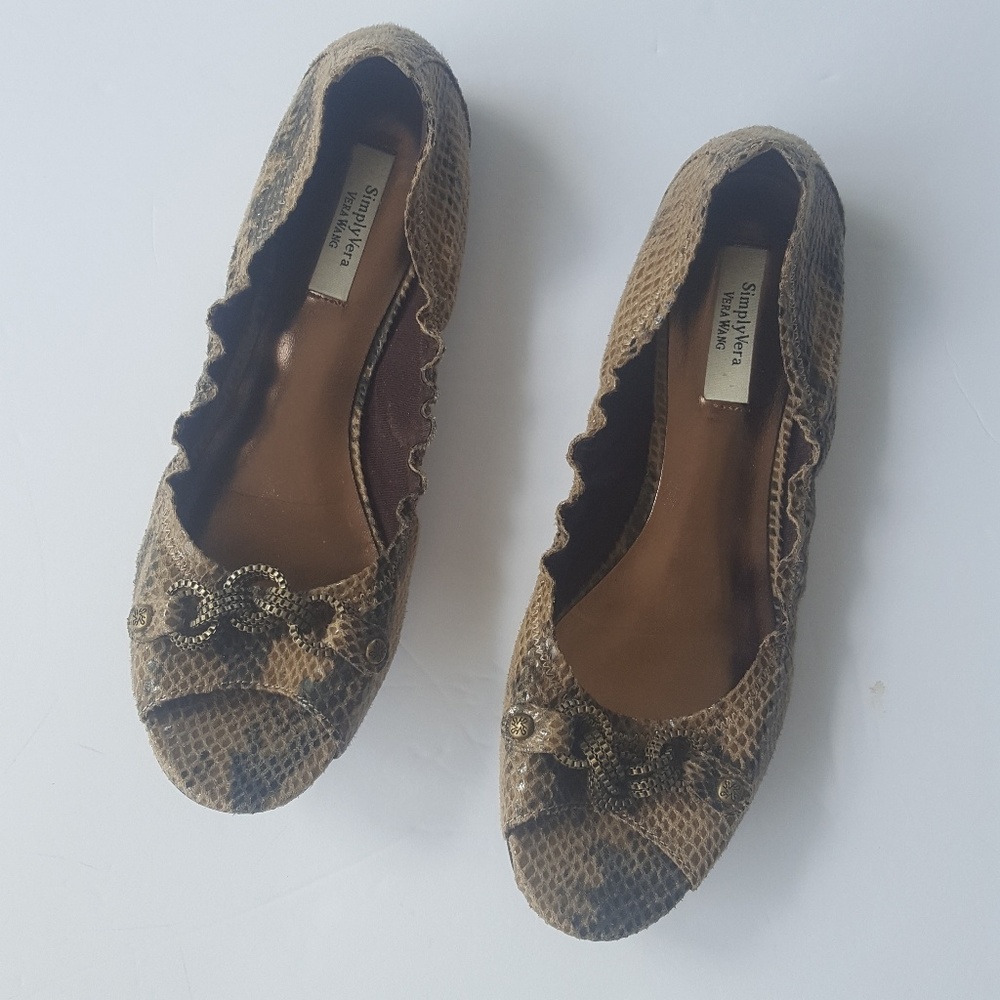 Sale! Simply Vera Vera Wang Flats 8 Clove Taupe